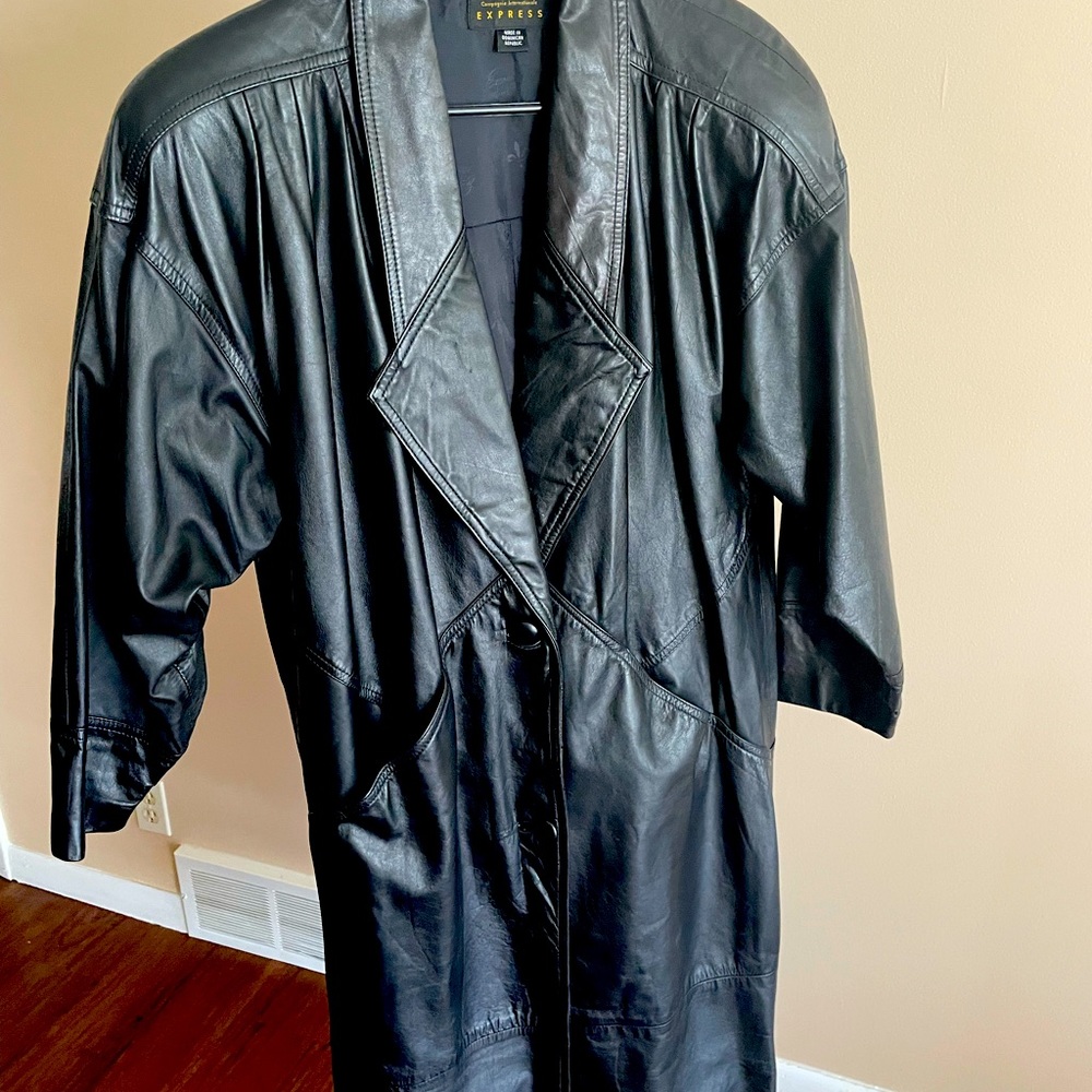 Express 100% Genuine Leather Black Long Coat sz Small